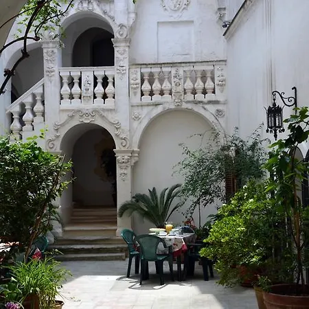 לינה וארוחת בוקר Palazzo Ceuli *